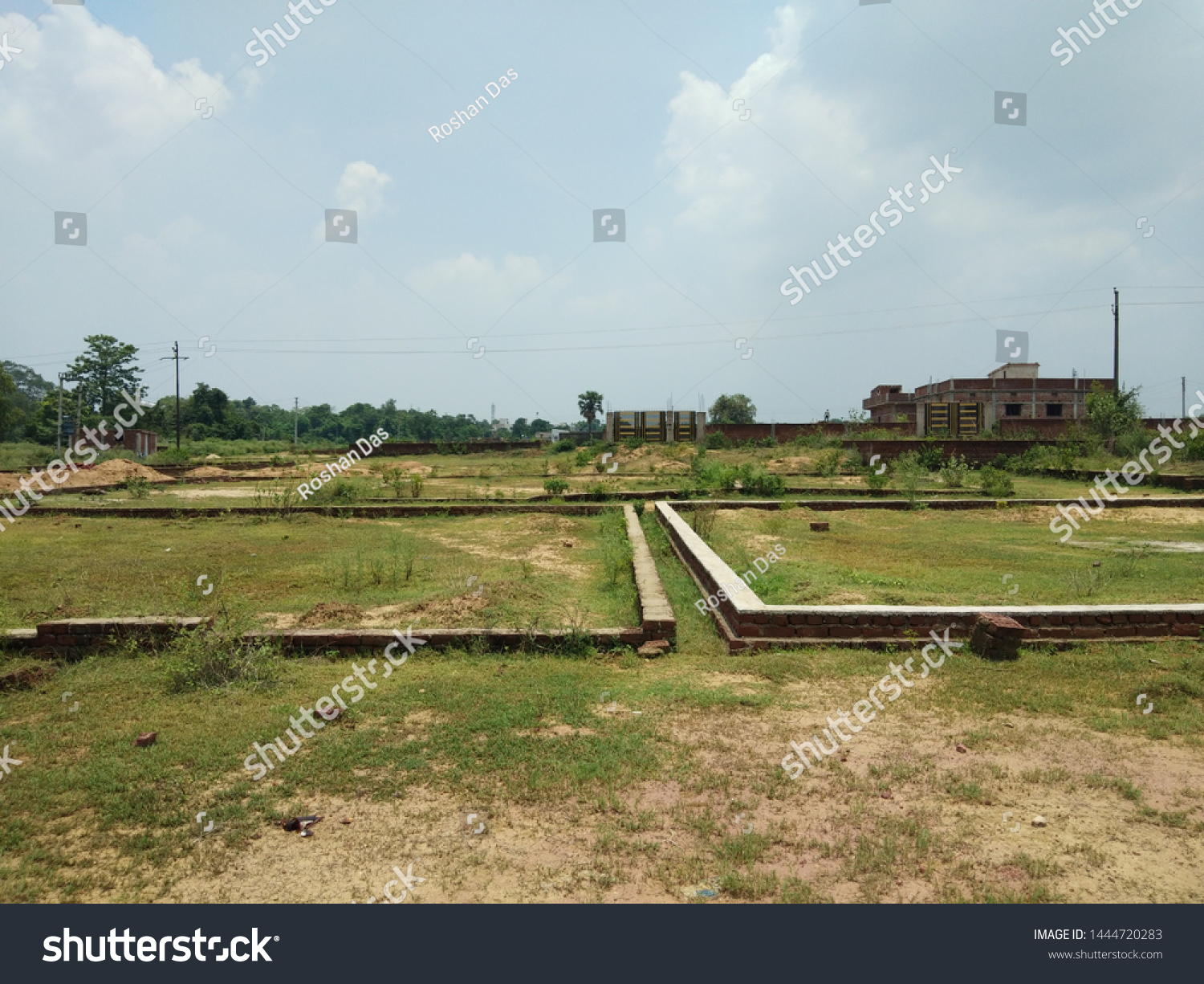 Corner Plot with Park Facing